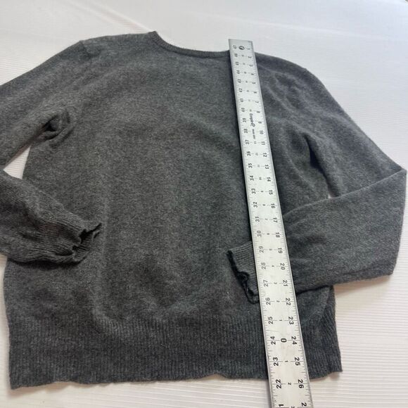 Polo Ralph Lauren Vintage Grey Lambswool V Neck Sweater Size Large - Picture 9 of 9